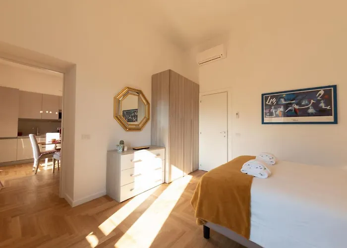The Rent - Bright Near Isola Tiberina Daire